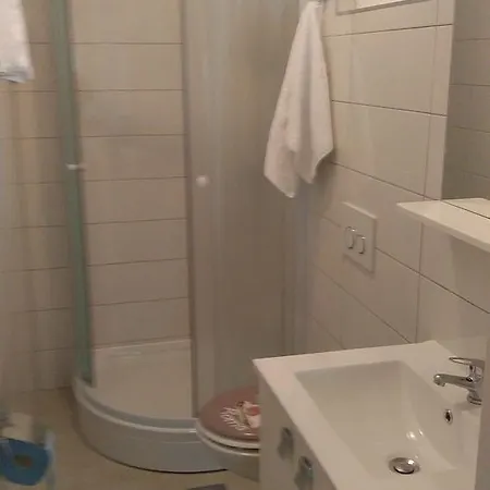 2774b *